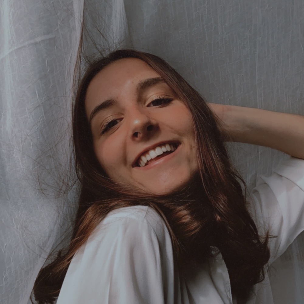 Meet your Posher, Maya
